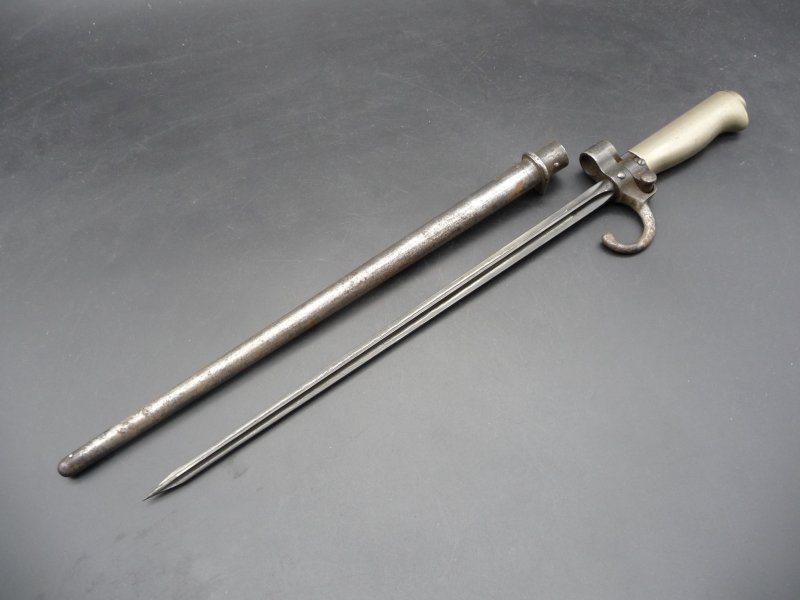 Francouzský bodák Lebel 1886/35 upraven Němci S103(f) - Kliknutím na obrázek zavřete