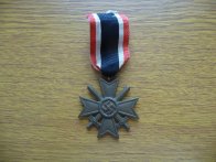 Německý bronzový záslužný kříž 1939 s meči - Prodáno Německý bronzový záslužný kříž 1939 s meči - Prodáno