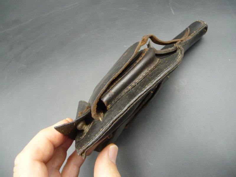 Pouzdro na Reichsrevolver - Kliknutím na obrázek zavřete
