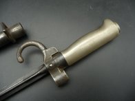 Francouzský bodák Lebel 1886/35 upraven Němci S103(f)