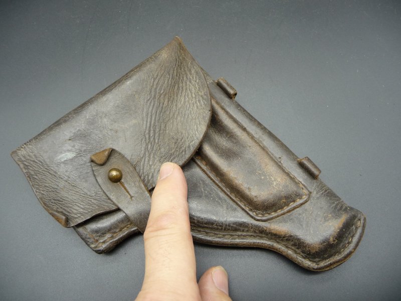Kožené pouzdro na pistoli Makarov - Kliknutím na obrázek zavřete