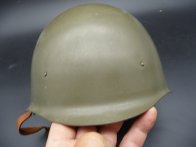 ČSSR helma vz.52 s válečným ruským plechem