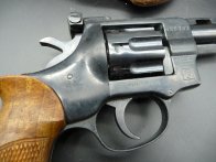 Německý revolver Arminius HW 4, ráže 4mm FLOBERT