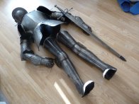 Pěkná replika renesanční zbroje