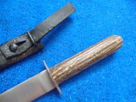 R-U útočný nůž M17 v individuální úpravě