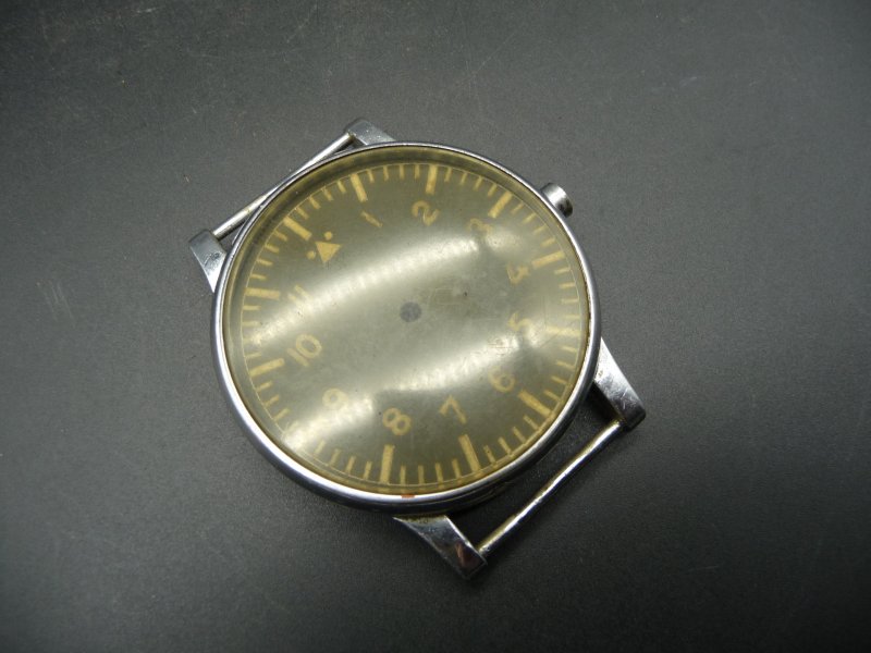 Letecké hodinky B-Uhr Wempe - plášť a ciferník- Luftwaffen - Kliknutím na obrázek zavřete