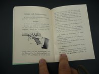 Manuál k pistoli P08 - reprit