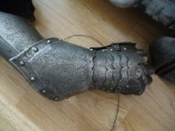 Pěkná replika renesanční zbroje