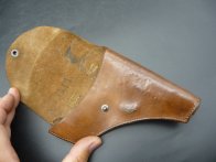 Kožené pouzdro na pistoli 7,65 (Walther 7?)