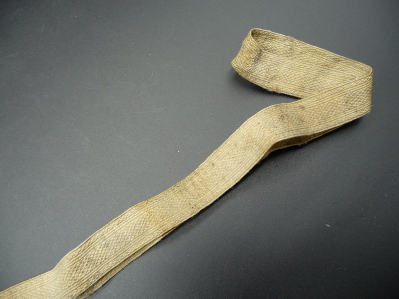 Německé portepee (uzavřená bambulka) na bodák - Kliknutím na obrázek zavřete