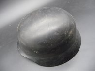 Německá helma M40 Q68