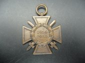 Německý pamětní kříž 1914-1918 značený výrobcem