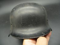 Německá helma M40 Q68