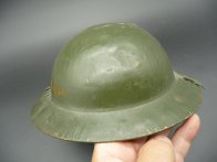 Americká nebo anglická dětská Brodie helma
